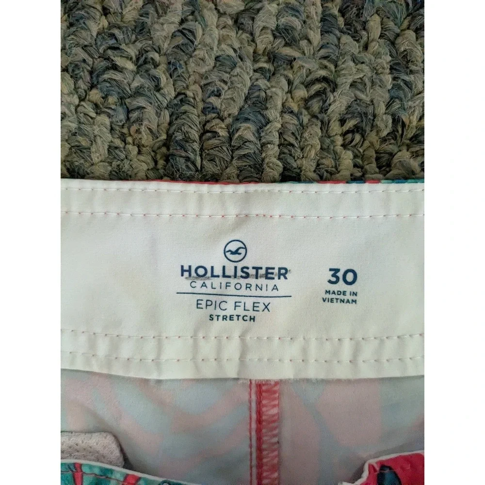 Hollister Epic Flex Pink Tropical Floral Board Shorts Mens 30 Swim Trunks